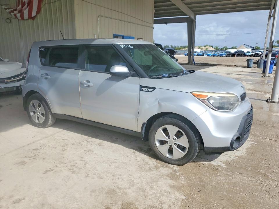 Photo 4 from auction – 2015 KIA SOUL with VIN KNDJN2A26F7777171