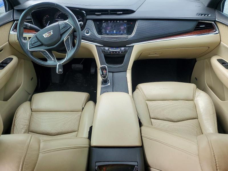 Photo 8 from auction – 2017 CADILLAC XT5 with VIN 1GYKNBRS3HZ132715