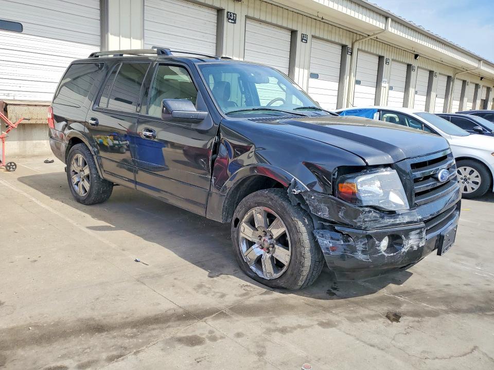 Фото 4 с аукциона – 2010 FORD EXPEDITION с VIN 1FMJU2A59AEB62062