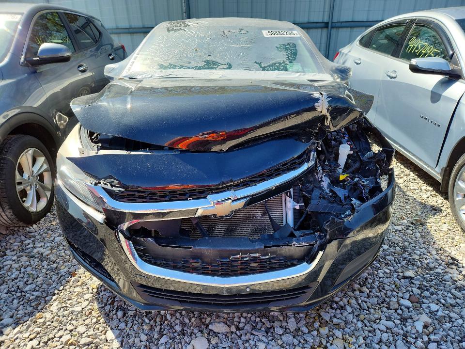 Photo 5 from auction – 2015 CHEVROLET MALIBU with VIN 1G11C5SL6FF302343