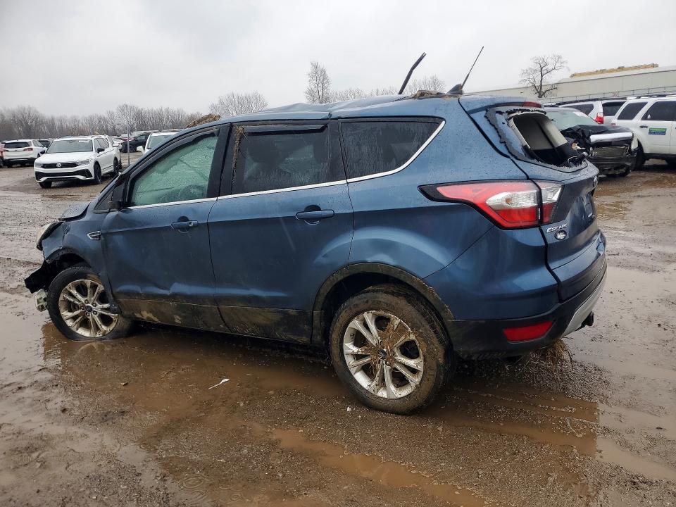 Photo 2 from auction – 2018 FORD ESCAPE with VIN 1FMCU9GD8JUB51222