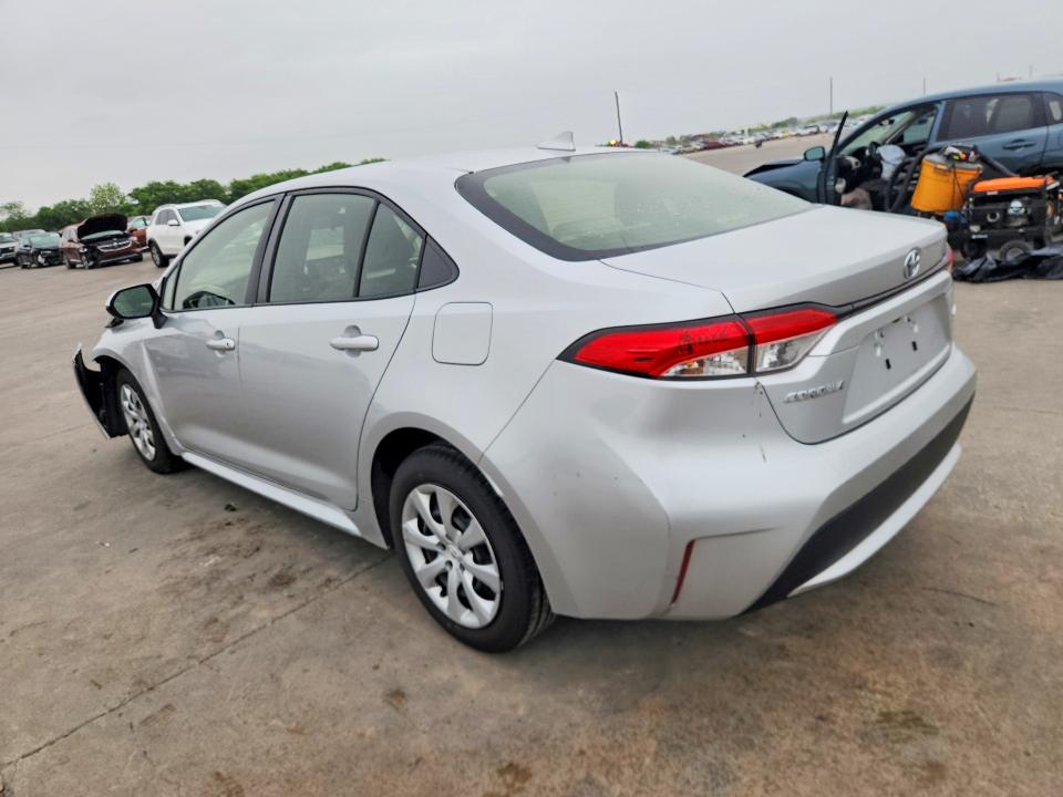 Photo 2 from auction – 2022 TOYOTA COROLLA with VIN JTDEPMAE6NJ226435