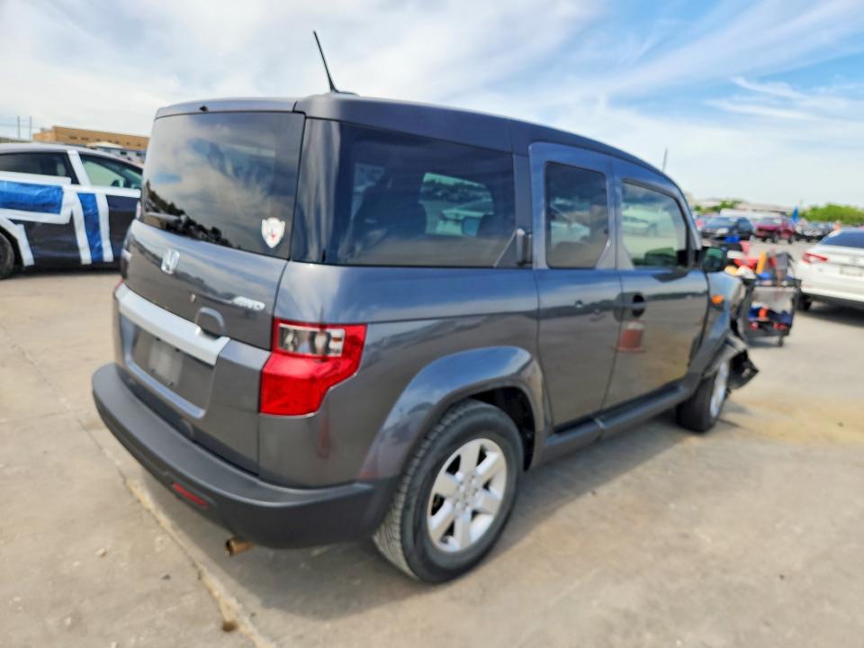 Photo 3 from auction – 2011 HONDA ELEMENT with VIN 5J6YH2H76BL007314