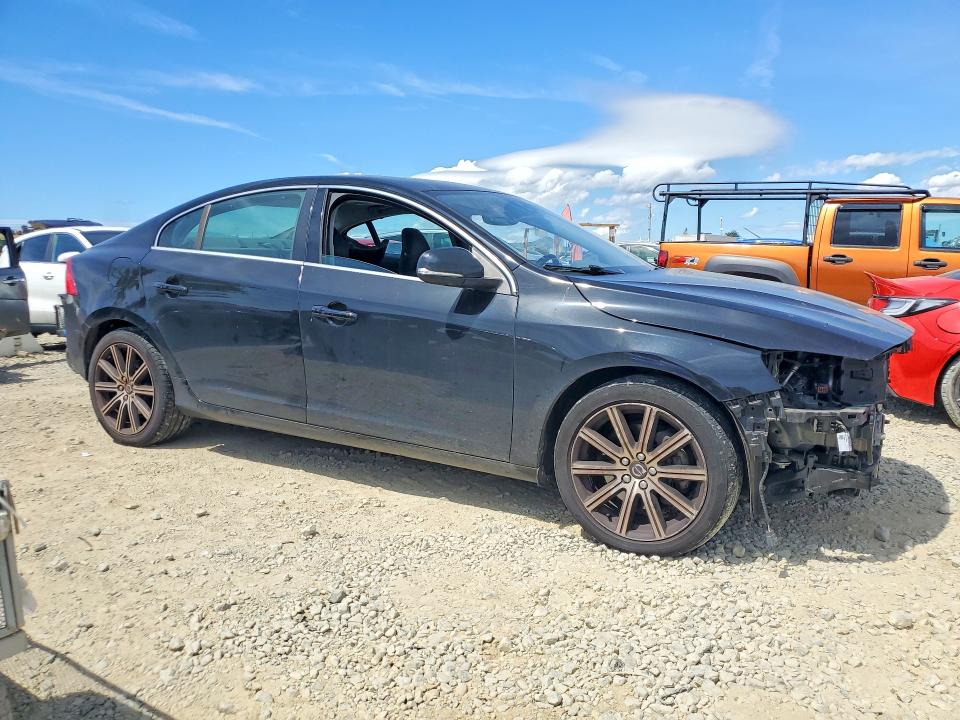 Photo 4 from auction – 2018 VOLVO S60 with VIN LYV402TK2JB178376