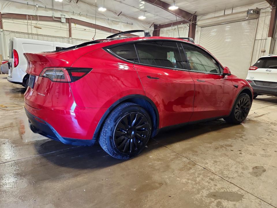 Photo 3 from auction – 2021 TESLA MODEL Y with VIN 5YJYGDEE7MF199145