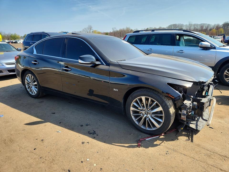 Photo 4 from auction – 2018 INFINITI Q50 with VIN JN1EV7AR3JM440577