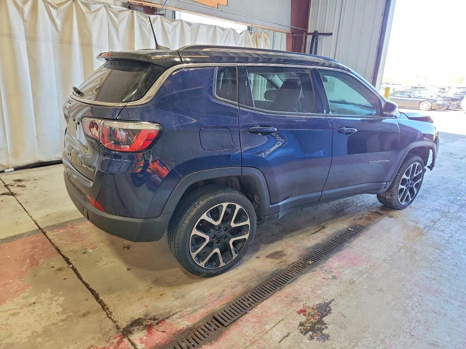 Photo 3 from auction – 2018 JEEP COMPASS with VIN 3C4NJDCB7JT178046
