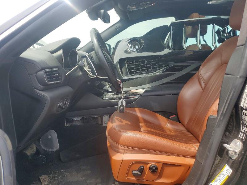 Photo 7 from auction – 2017 MASERATI LEVANTE with VIN ZN661XUA5HX226992