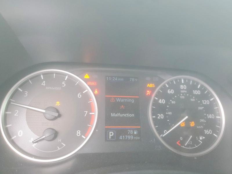 Photo 9 from auction – 2024 NISSAN SENTRA with VIN 3N1AB8BV6RY352348