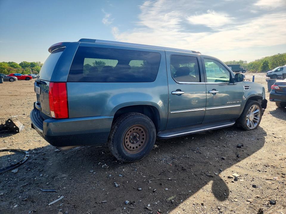 Photo 3 from auction – 2008 CADILLAC ESCALADE with VIN 1GYFK66848R167659