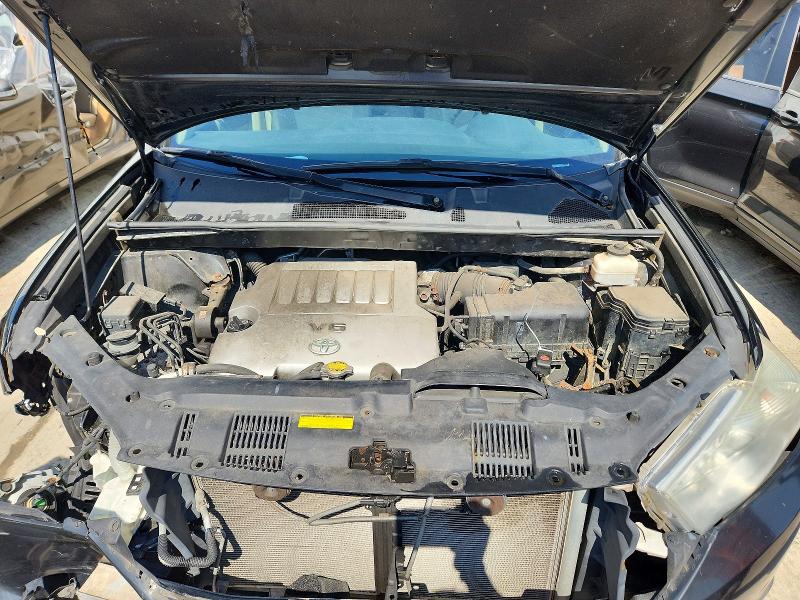 Photo 12 from auction – 2012 TOYOTA HIGHLANDER with VIN 5TDBK3EH3CS136952