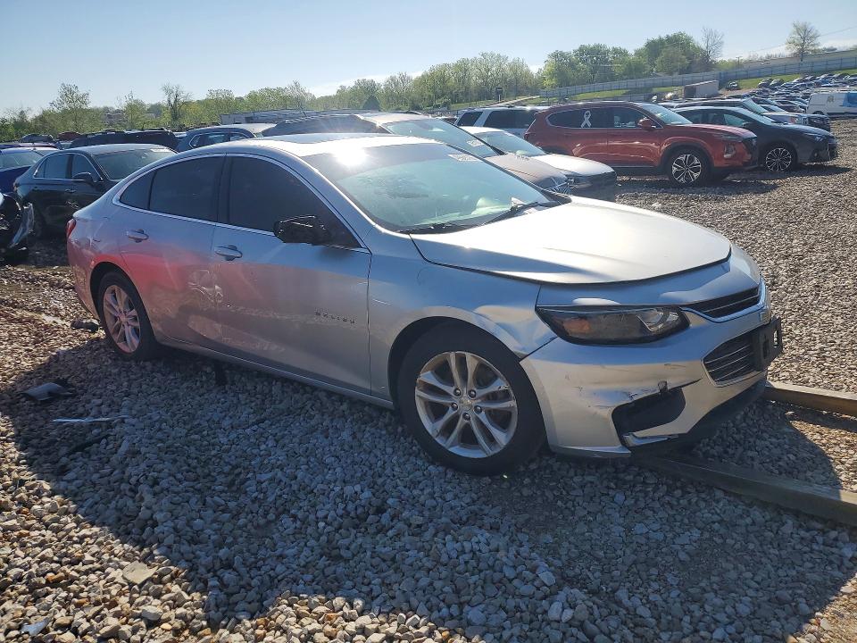 Photo 4 from auction – 2018 CHEVROLET MALIBU with VIN 1G1ZD5ST9JF145982