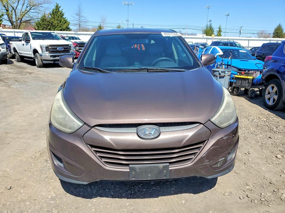 Photo 5 from auction – 2015 HYUNDAI TUCSON with VIN KM8JTCAF2FU959803