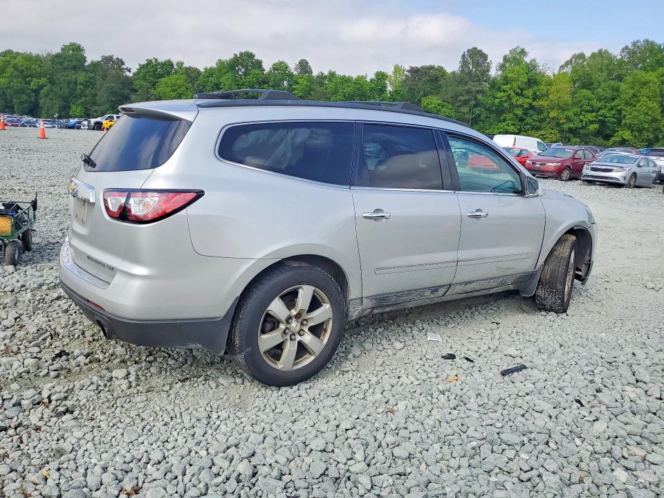 Photo 3 from auction – 2016 CHEVROLET TRAVERSE with VIN 1GNKVJKDXGJ290145