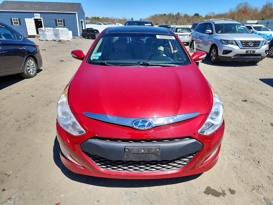 Photo 5 from auction – 2014 HYUNDAI SONATA with VIN KMHEC4A43EA109765