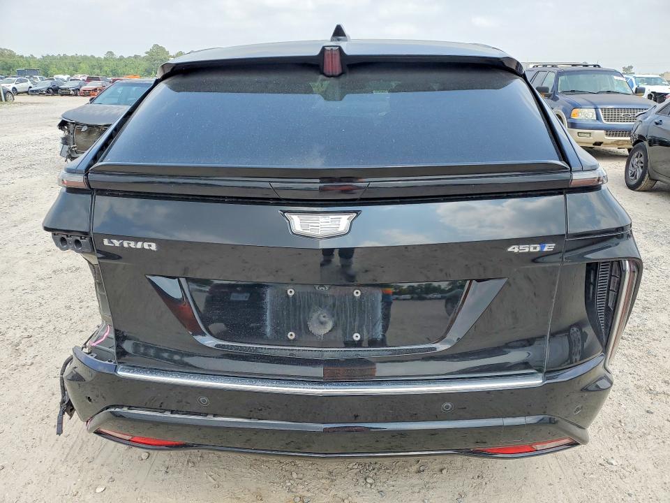 Photo 6 from auction – 2024 CADILLAC LYRIQ with VIN 1GYKPMRK2RZ103763