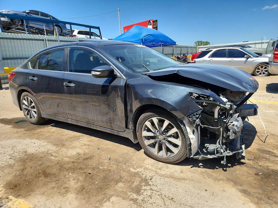 Photo 4 from auction – 2017 NISSAN ALTIMA with VIN 1N4AL3AP2HC149423