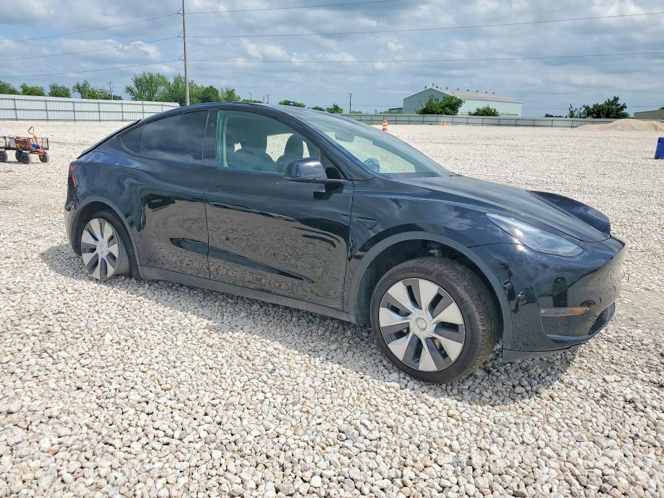 Photo 4 from auction – 2024 TESLA MODEL Y with VIN 7SAYGAEE1RF074392