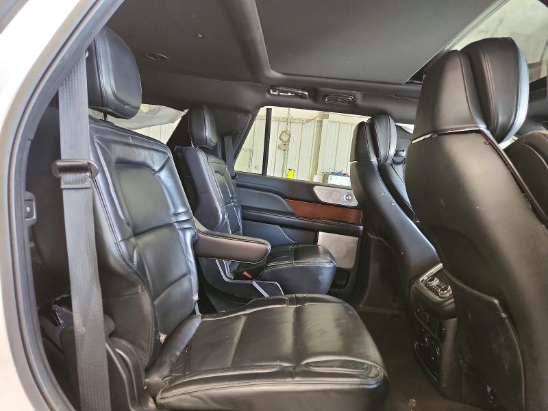 Photo 11 from auction – 2019 LINCOLN NAVIGATOR with VIN 5LMJJ2LT3KEL25081