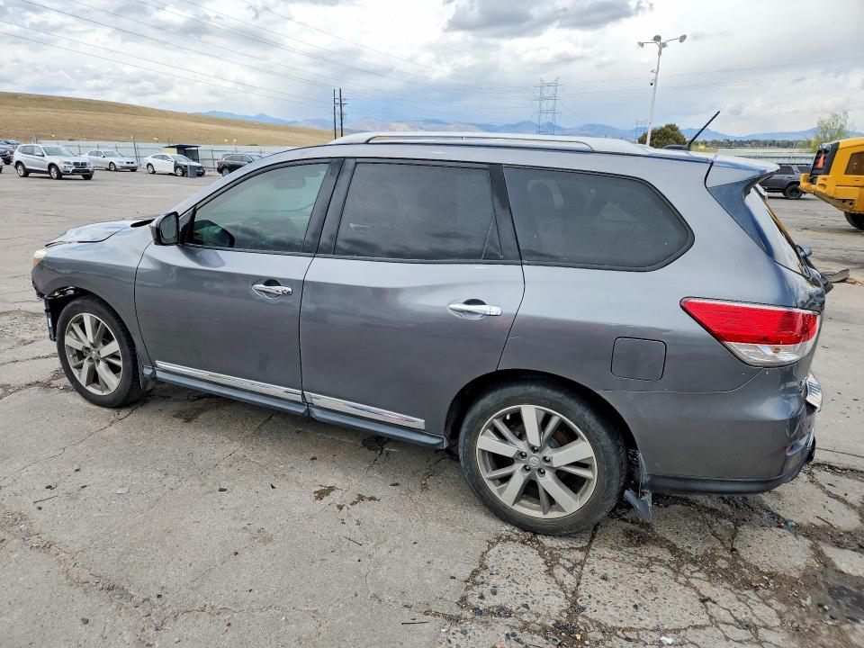 Photo 2 from auction – 2016 NISSAN PATHFINDER with VIN 5N1AR2MM7GC618682