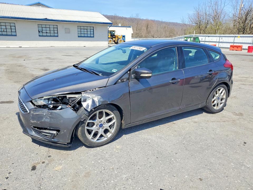 FORD FOCUS 2015 with VIN 1FADP3K25FL273686 - Photo from auction