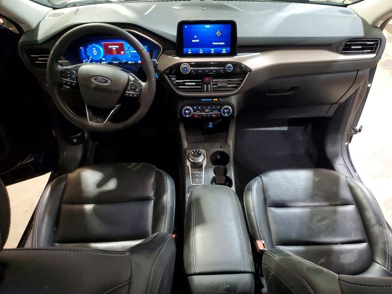 Photo 8 from auction – 2021 FORD ESCAPE with VIN 1FMCU9H60MUA86404