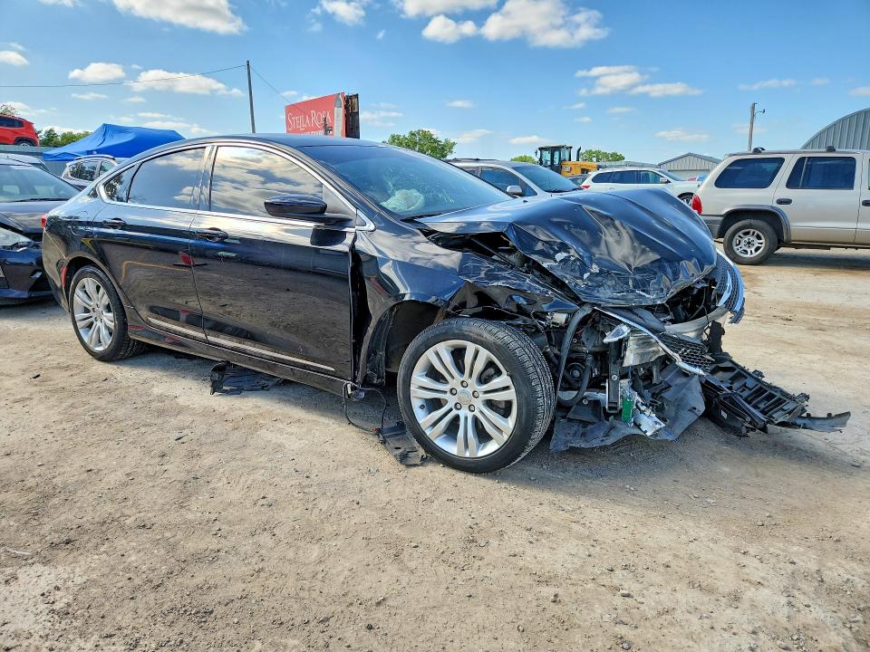 Photo 4 from auction – 2015 CHRYSLER 200 with VIN 1C3CCCAB9FN536774