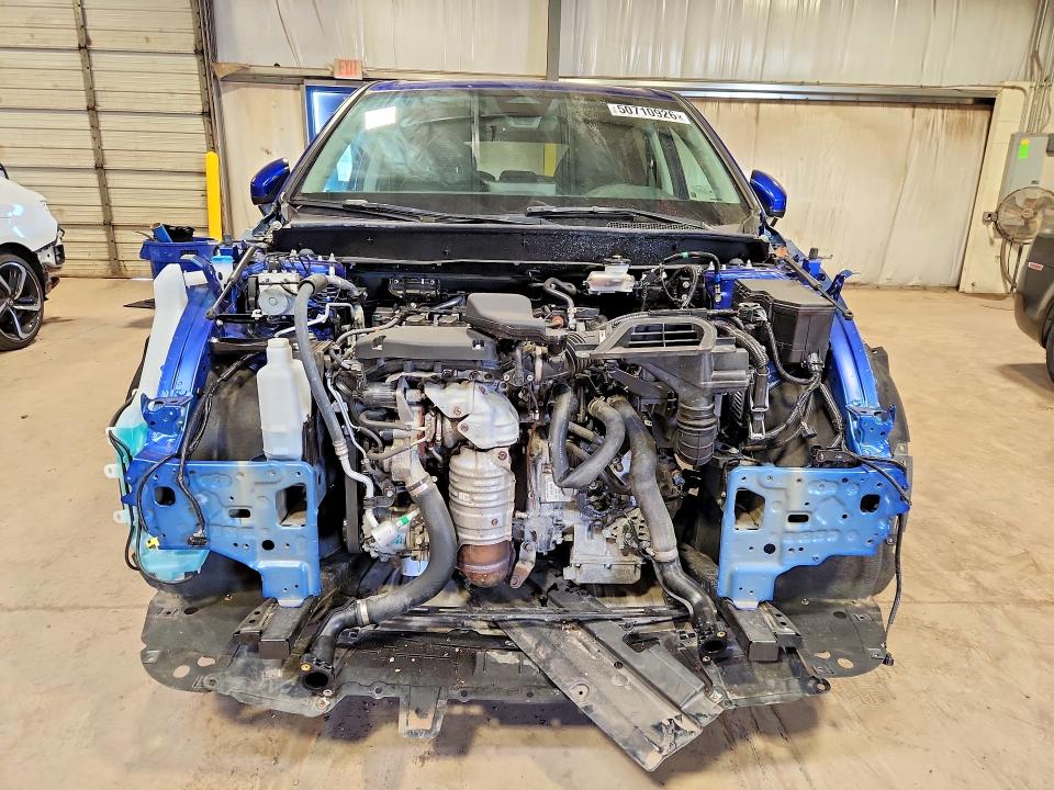 Photo 5 from auction – 2023 HONDA CR-V with VIN 2HKRS4H73PH412324