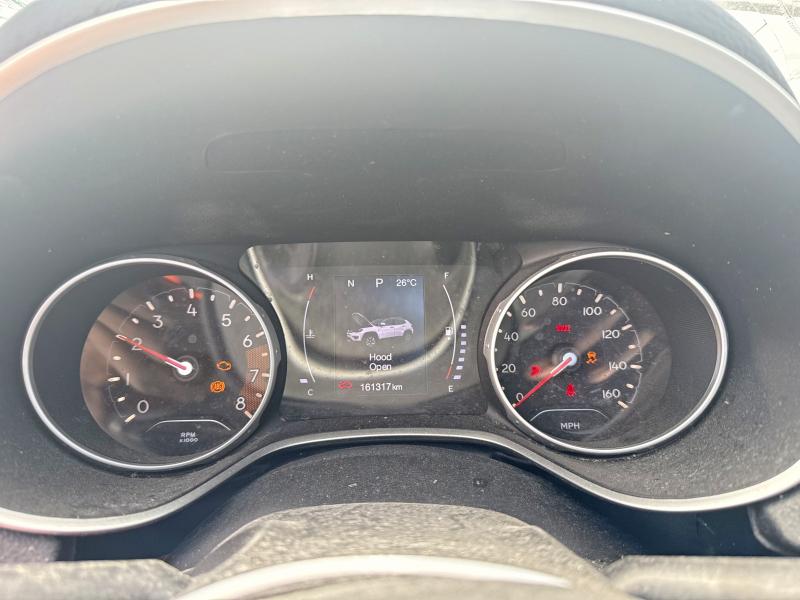 Photo 9 from auction – 2019 JEEP COMPASS with VIN 3C4NJCBB0KT637270