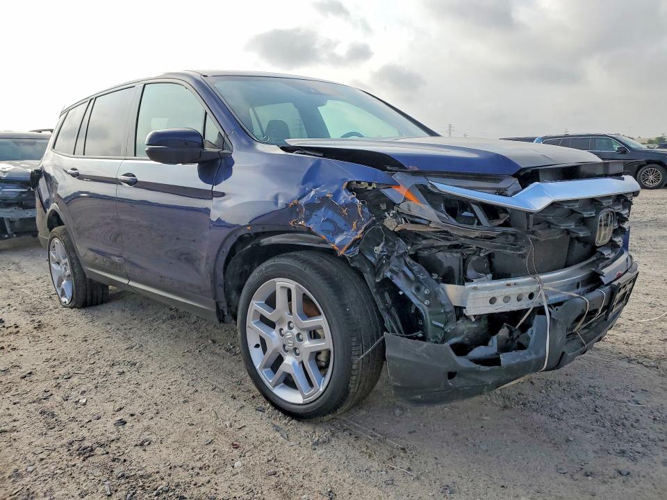 Photo 4 from auction – 2024 HONDA PASSPORT with VIN 5FNYF8H56RB012703