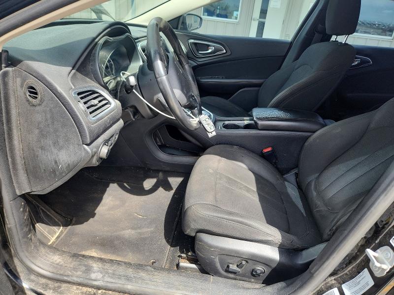 Photo 7 from auction – 2016 CHRYSLER 200 with VIN 1C3CCCFB0GN196196