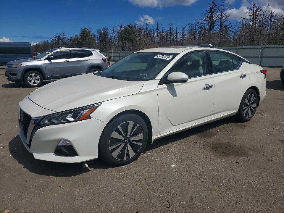 NISSAN ALTIMA 2020 with VIN 1N4BL4DV6LN323172 - Photo from auction