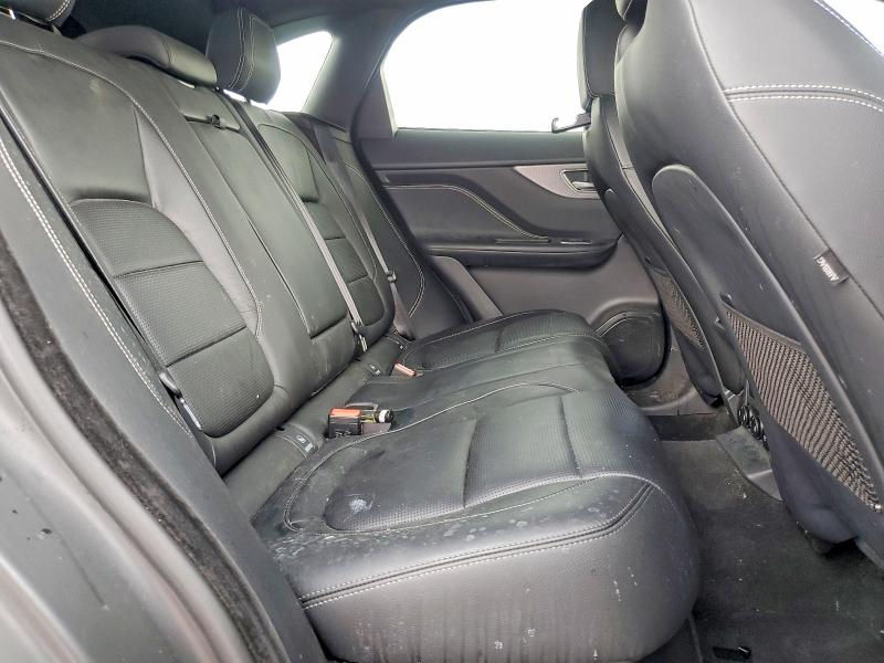 Photo 11 from auction – 2020 JAGUAR F-PACE with VIN SADCM2FV9LA645166