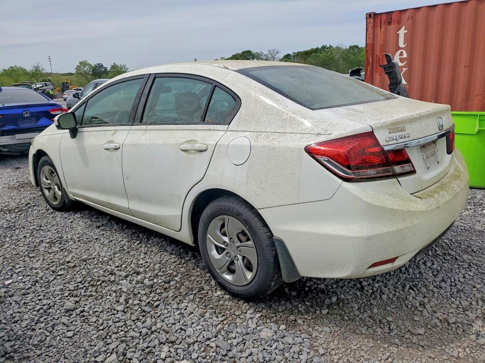 Photo 2 from auction – 2015 HONDA CIVIC with VIN 19XFB2F55FE096517