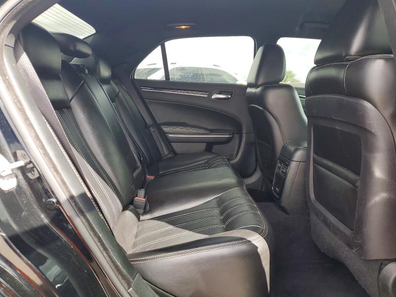 Photo 10 from auction – 2019 CHRYSLER 300 with VIN 2C3CCABG2KH648060