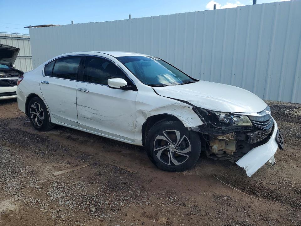 Photo 4 from auction – 2016 HONDA ACCORD with VIN 1HGCR2F34GA061650