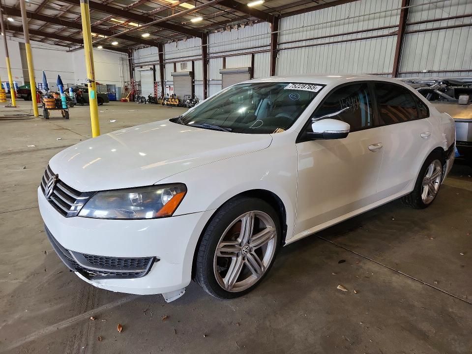 VOLKSWAGEN PASSAT 2014 с VIN 1VWAS7A39EC084385 - Снимка от търг