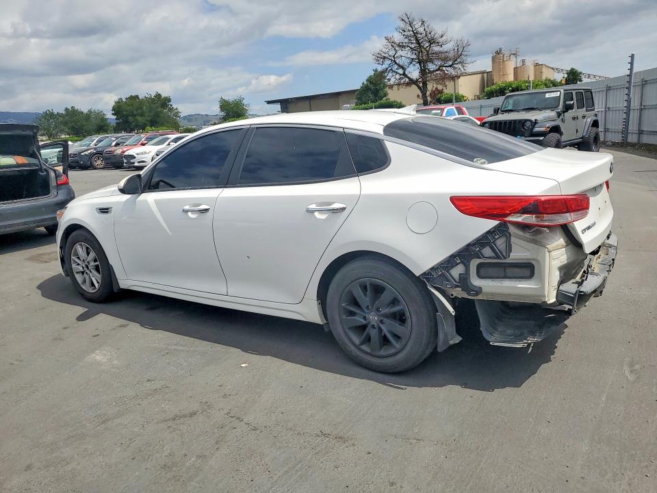 Photo 2 from auction – 2016 KIA OPTIMA with VIN KNAGT4L39G5101275