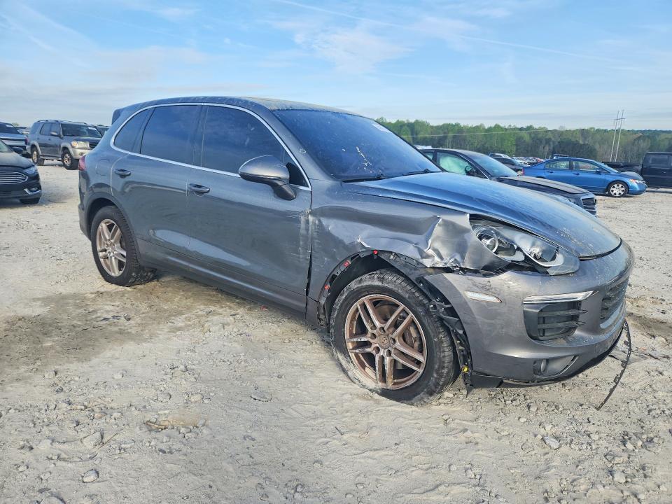 Снимка 4 от търг – 2016 PORSCHE CAYENNE с VIN WP1AA2A26GLA08009