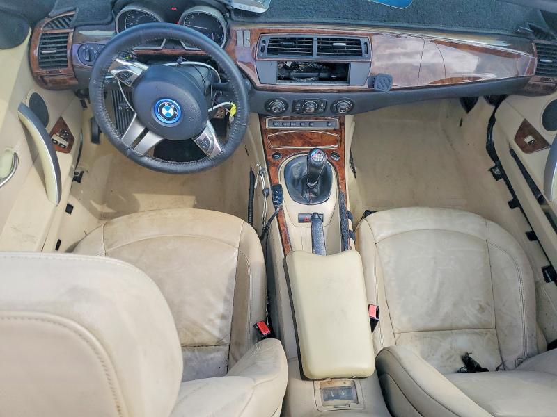 Photo 8 from auction – 2006 BMW Z4 with VIN 4USBU335X6LW58626