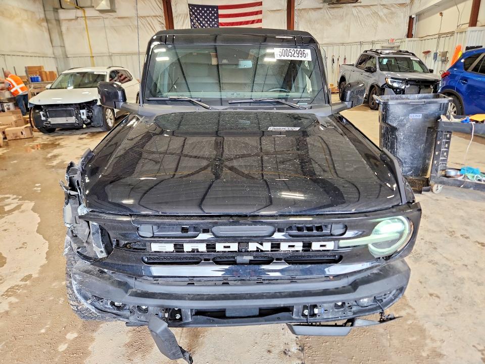 Photo 5 from auction – 2022 FORD BRONCO with VIN 1FMDE5DH6NLB50910