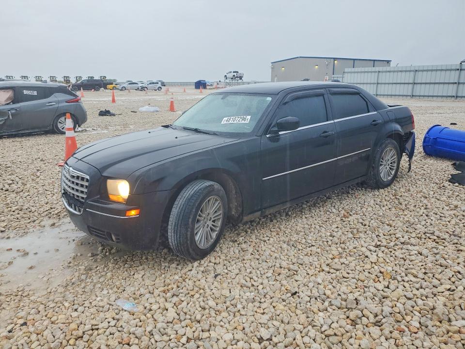 CHRYSLER 300 2009 with VIN 2C3LA53V39H543645 - Photo from auction