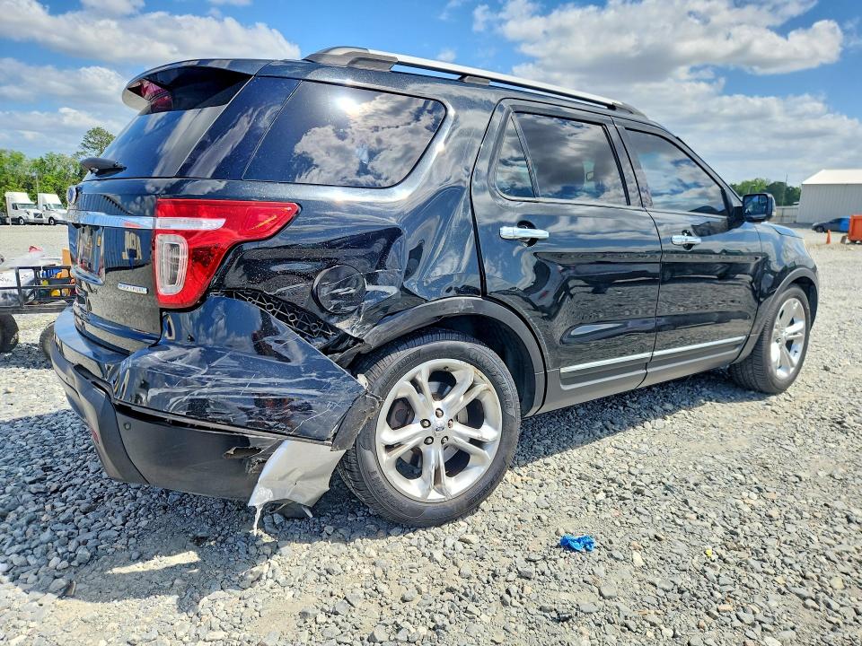 Photo 3 from auction – 2013 FORD EXPLORER with VIN 1FM5K7F80DGC86771