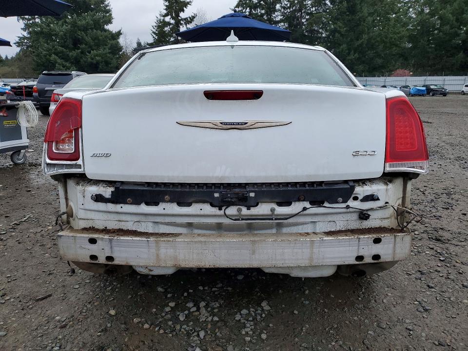 Photo 6 from auction – 2019 CHRYSLER 300 with VIN 2C3CCAKG9KH560316