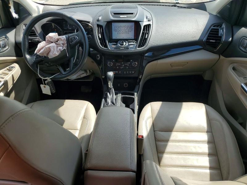 Photo 8 from auction – 2017 FORD ESCAPE with VIN 1FMCU9J95HUD28307