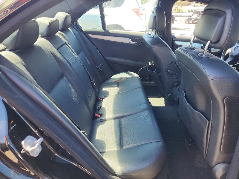 Photo 10 from auction – 2010 MERCEDES-BENZ C with VIN WDDGF5EB6AR128251