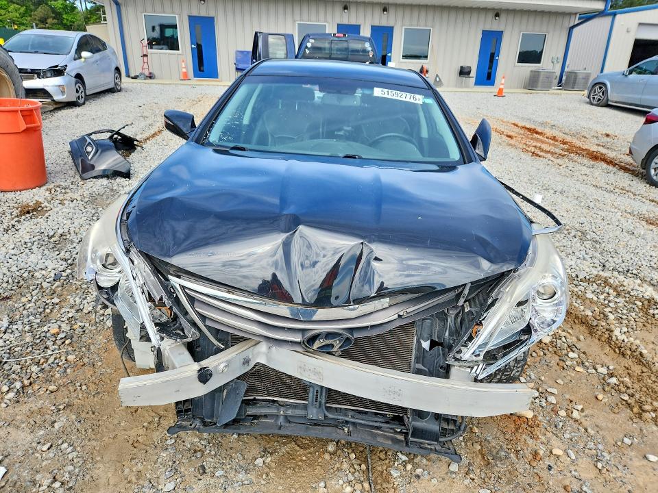 Снимка 5 от търг – 2017 HYUNDAI AZERA с VIN KMHFG4JG3HA574666