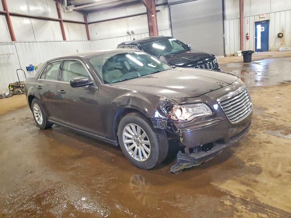 Photo 4 from auction – 2013 CHRYSLER 300 with VIN 2C3CCAAG9DH659285
