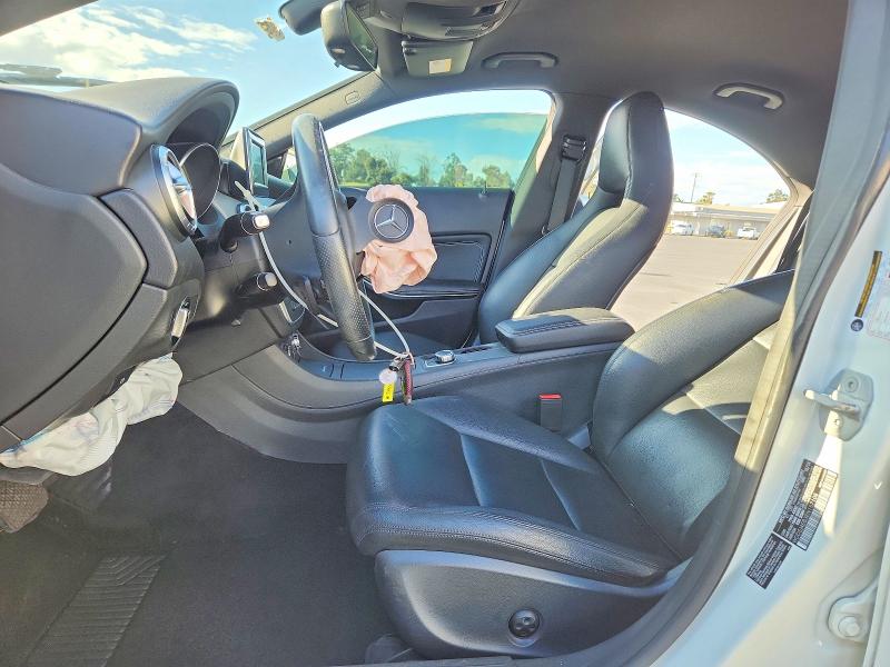 Photo 7 from auction – 2014 MERCEDES-BENZ CLA with VIN WDDSJ4EB3EN157108
