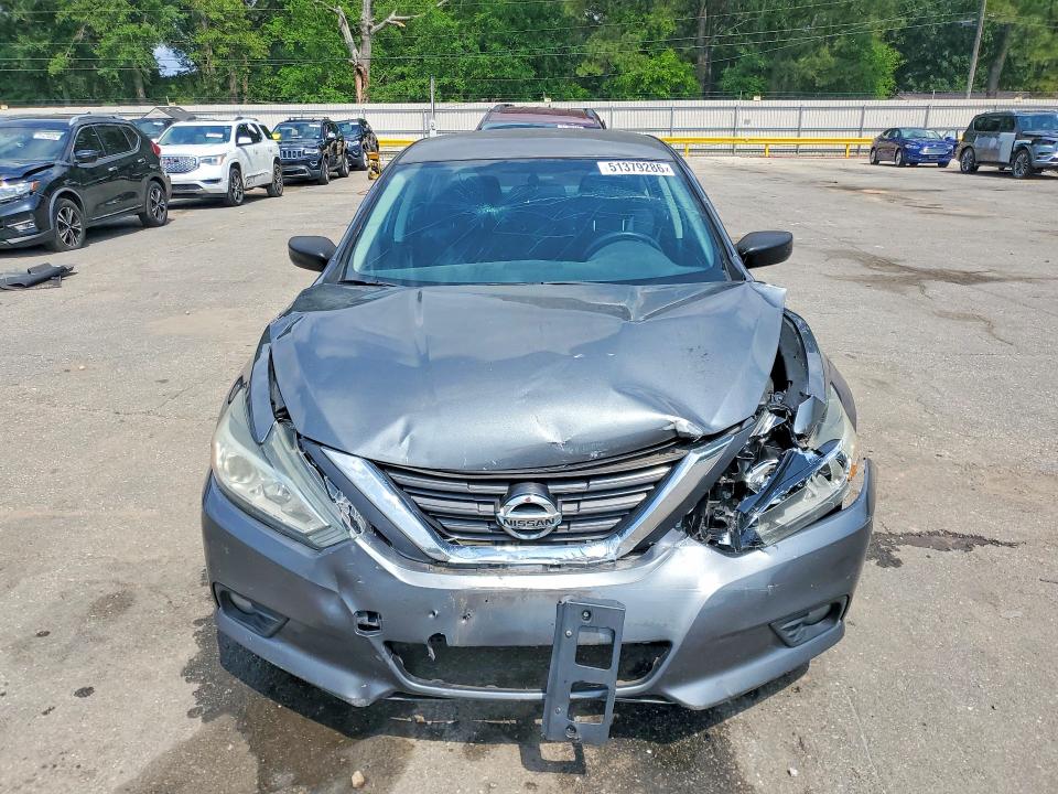 Photo 5 from auction – 2017 NISSAN ALTIMA with VIN 1N4AL3AP4HC175747
